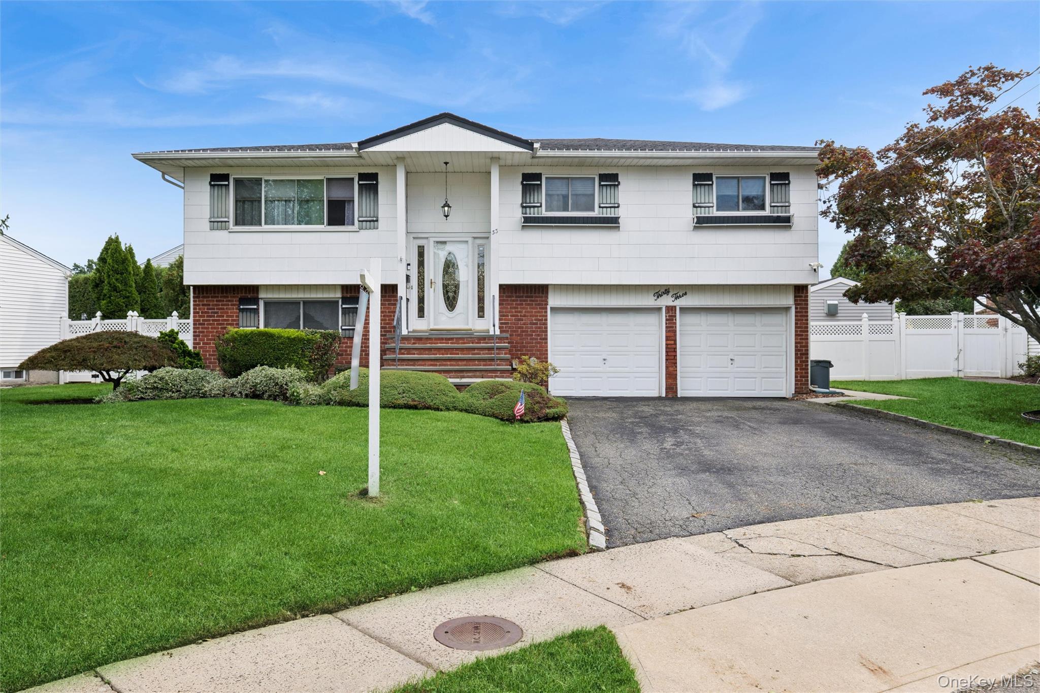 33 Sherwood Drive — photo