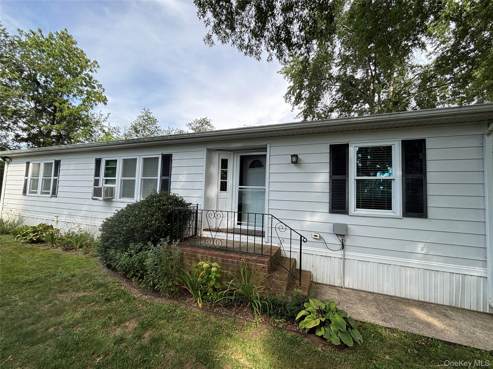 103 West Lane 12B Witt Lane — photo