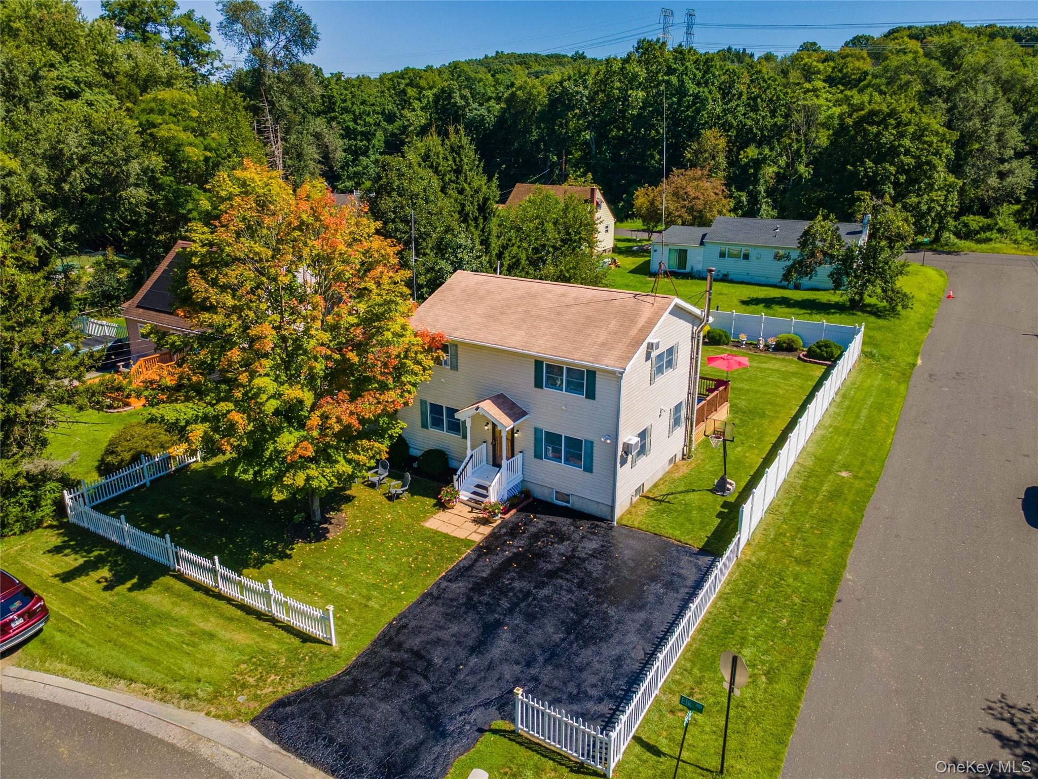 38 Elk Road — photo