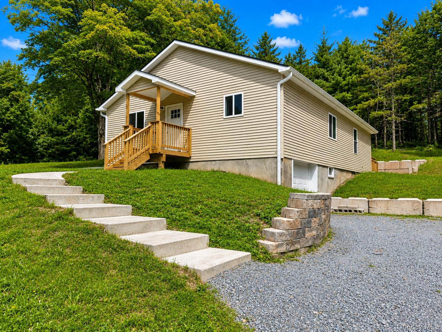 943 State Route 55 — photo