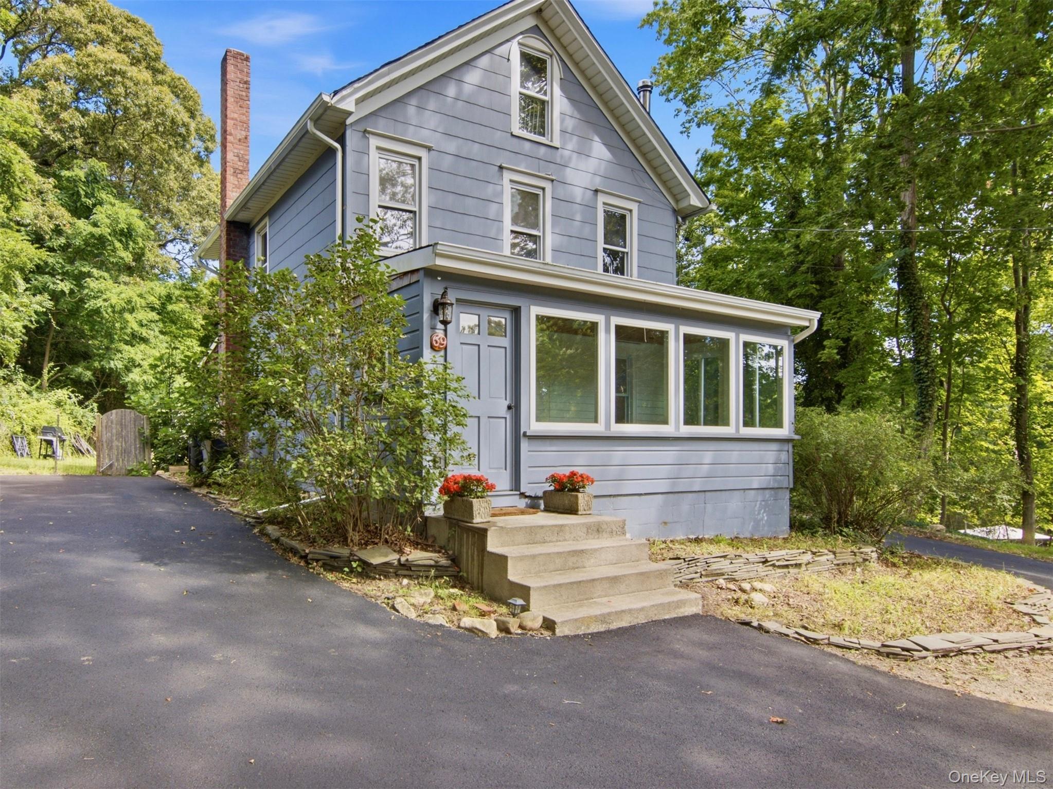 69 Ridgeway Avenue — photo