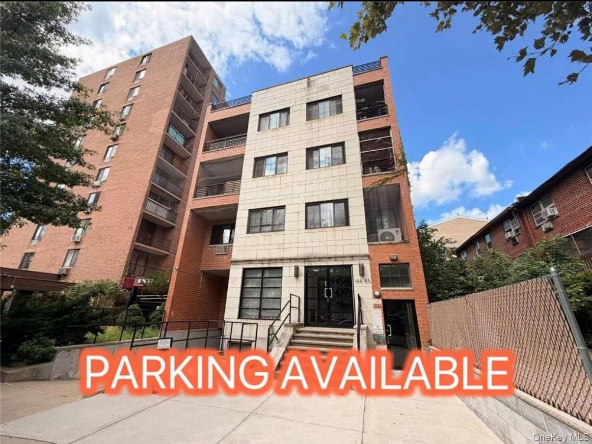 144-85 Roosevelt Avenue 3E — photo