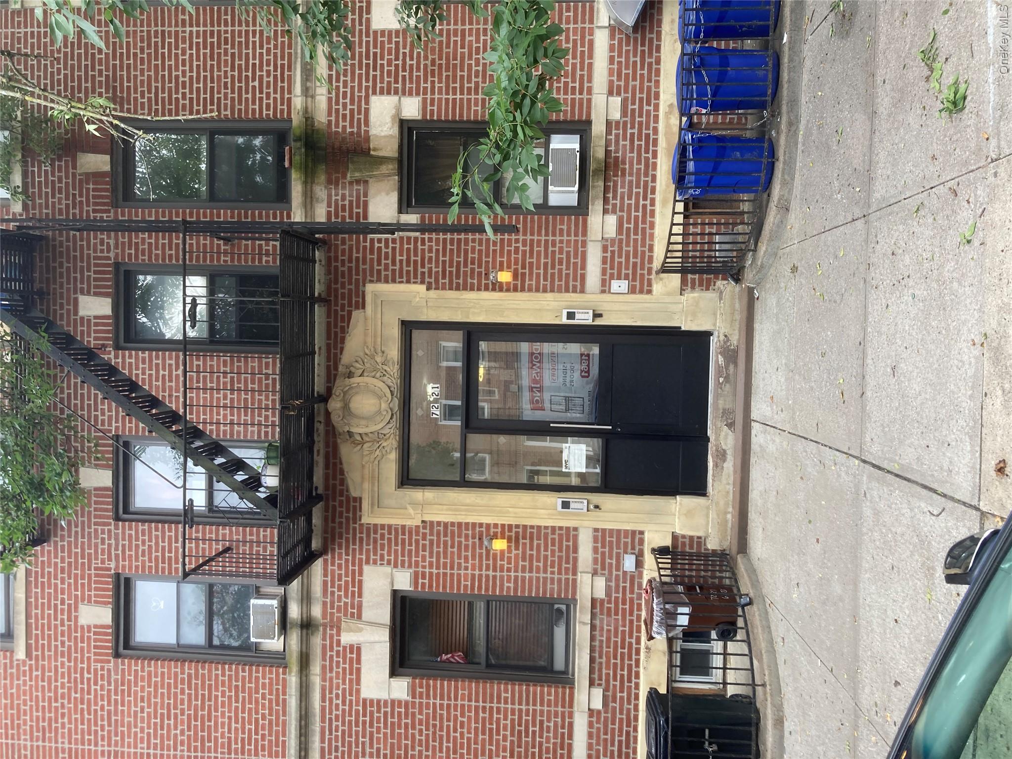 7221 67th Street — photo