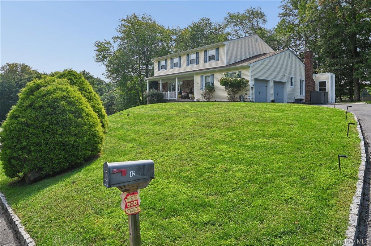 12 Berkshire Drive — photo