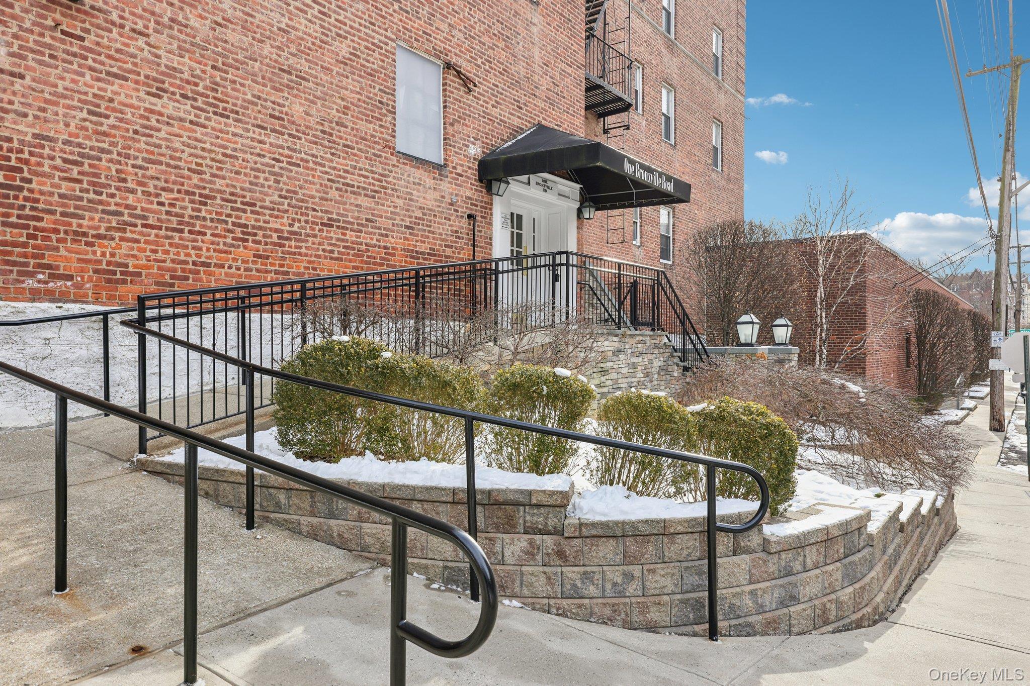 1 Bronxville Road 3S — photo