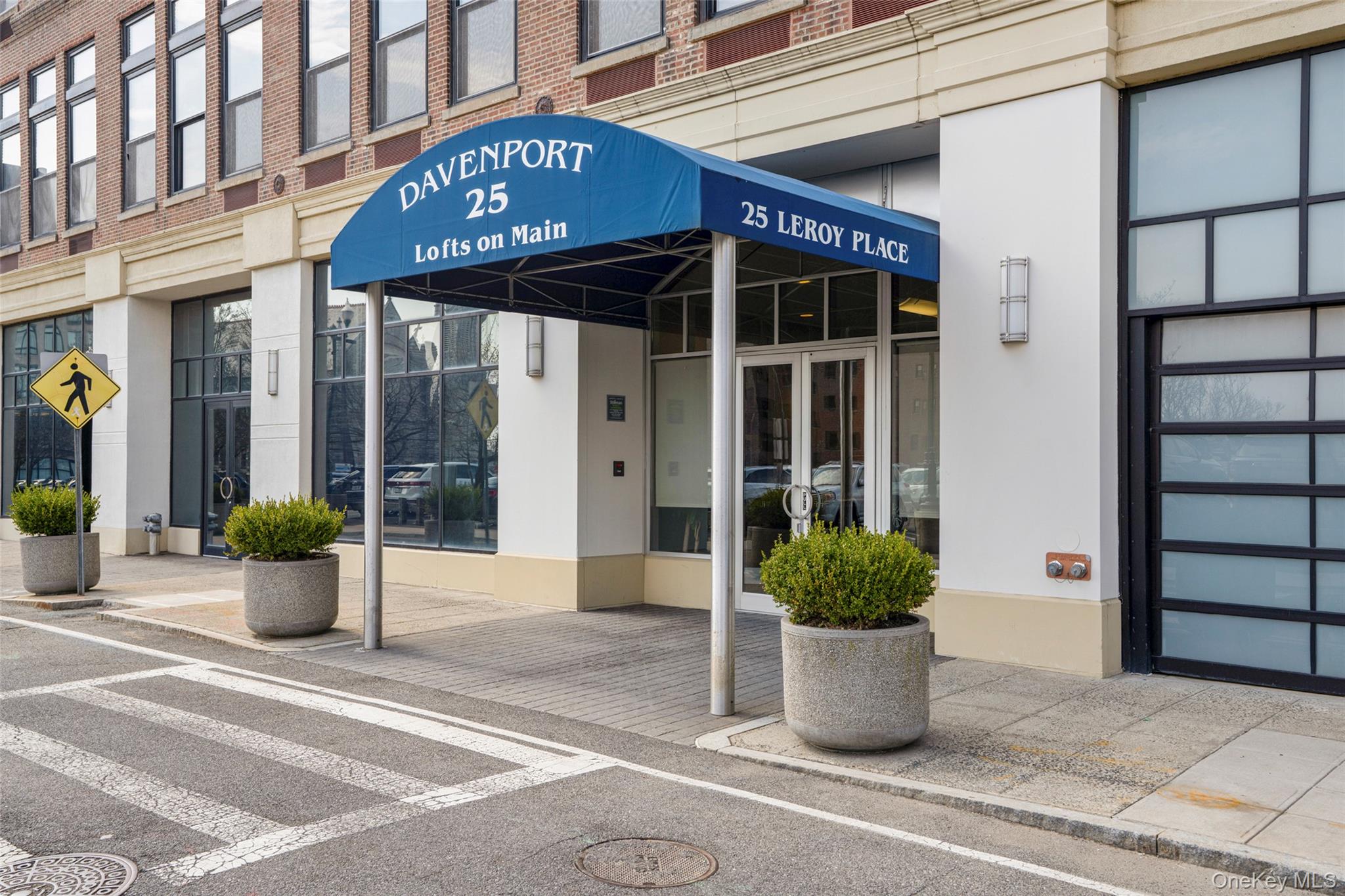 25 Leroy Place Ph7 — photo