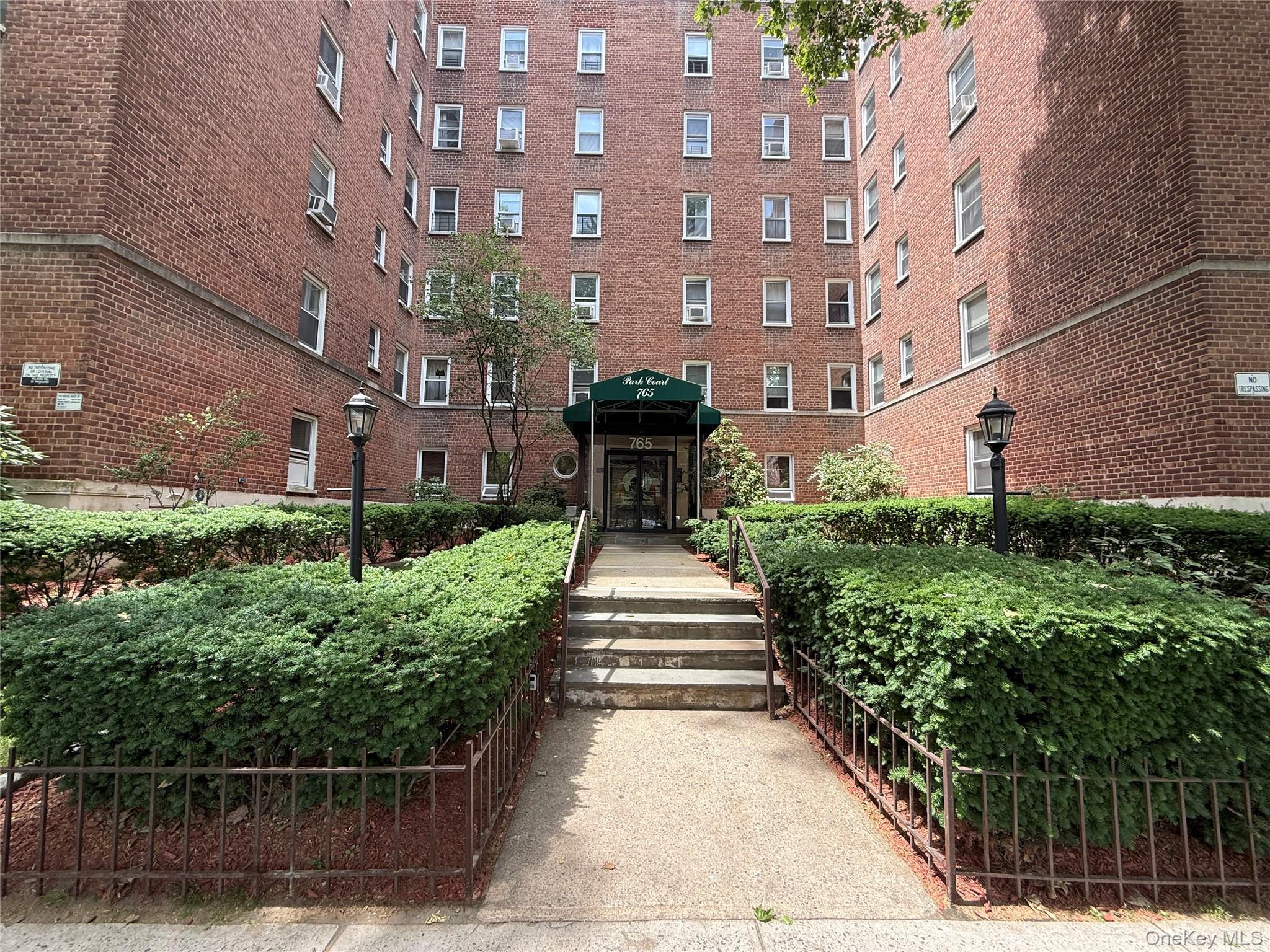 765 Bronx River 3F — photo