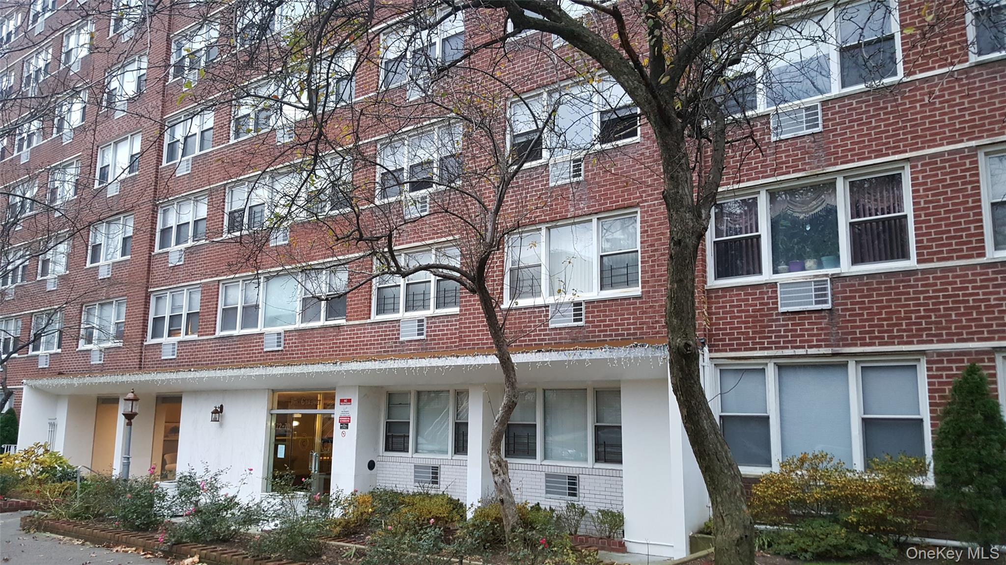 172-70 Highland Avenue 3M — photo