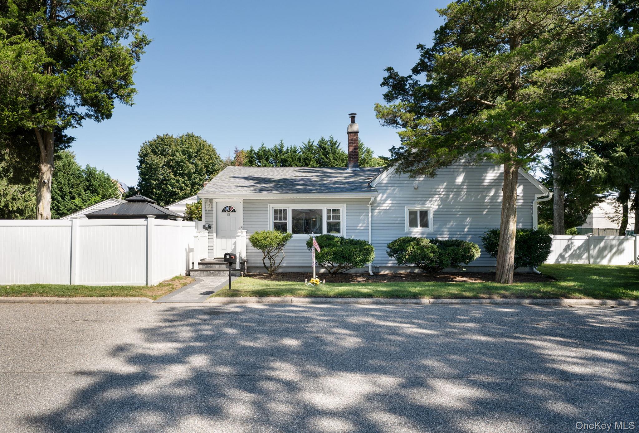 51 Norwood Avenue — photo