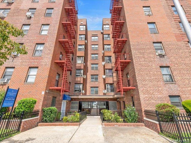88-09 Northern Boulevard Unit a104 — photo
