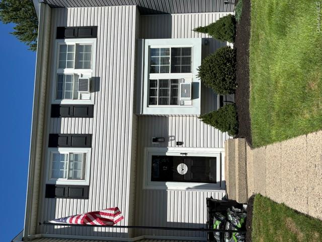 12 Federal Lane — photo