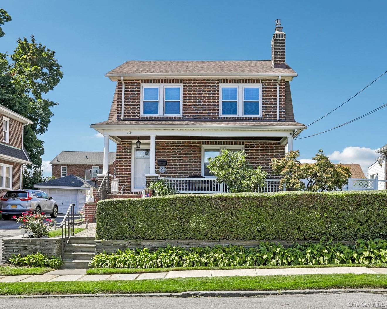 309 Bellevue Avenue — photo