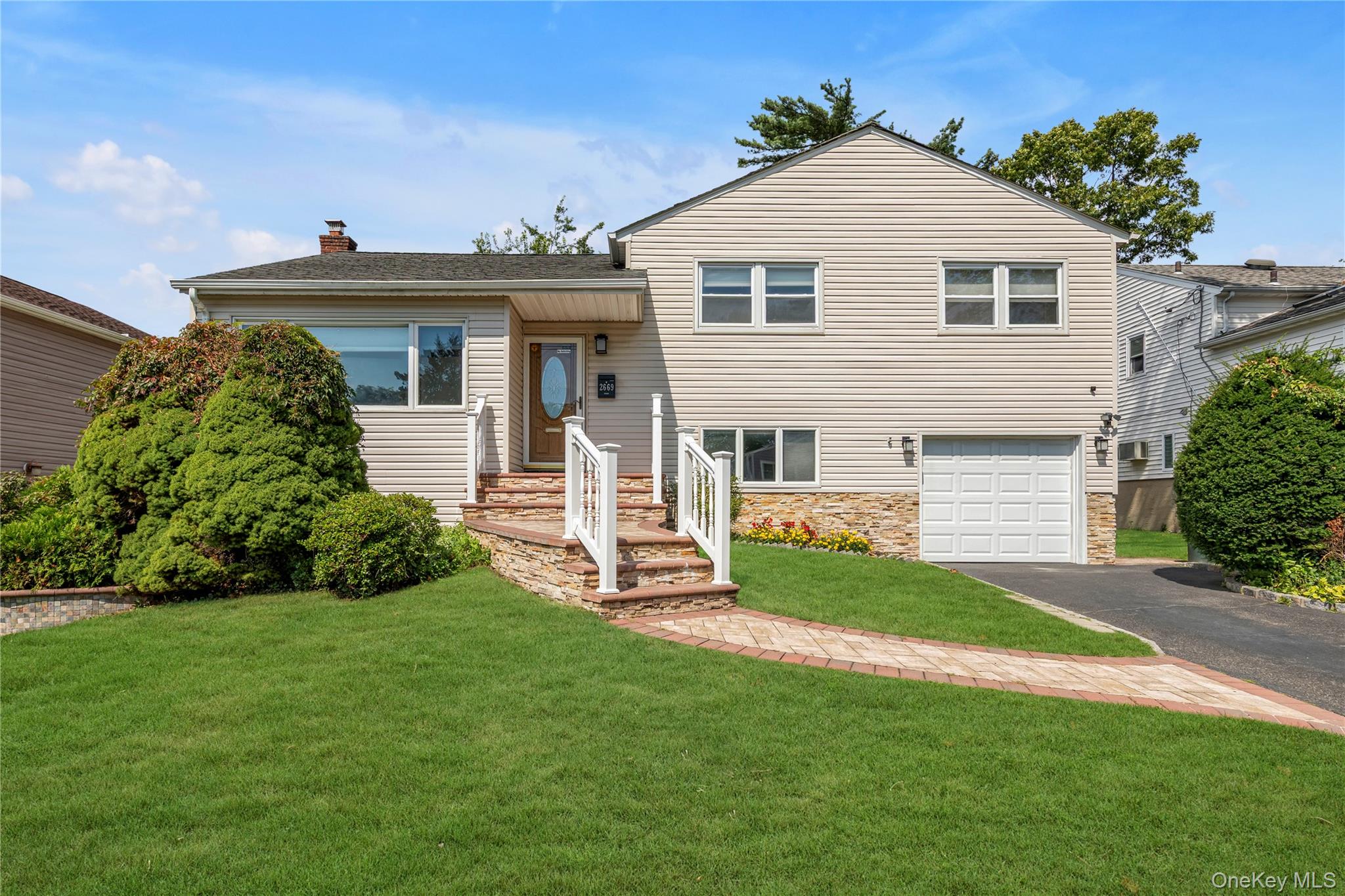 2669 Grayson Drive — photo