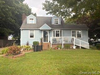 9 N Oak Street — photo