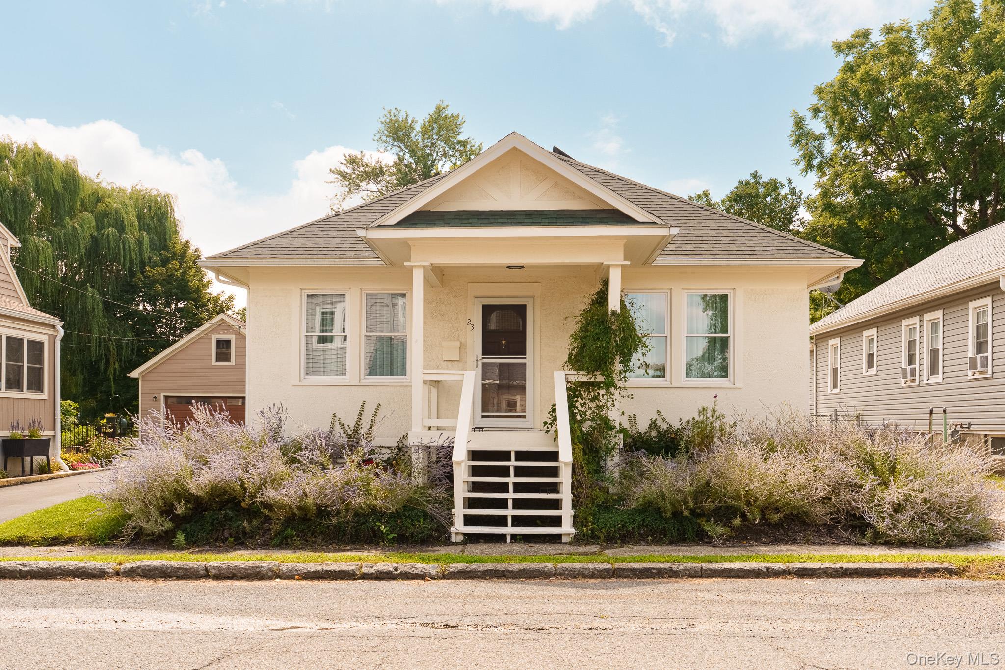 23 Janis Street — photo