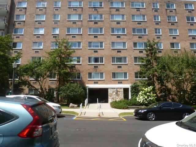 416 Benedict Avenue 1G — photo