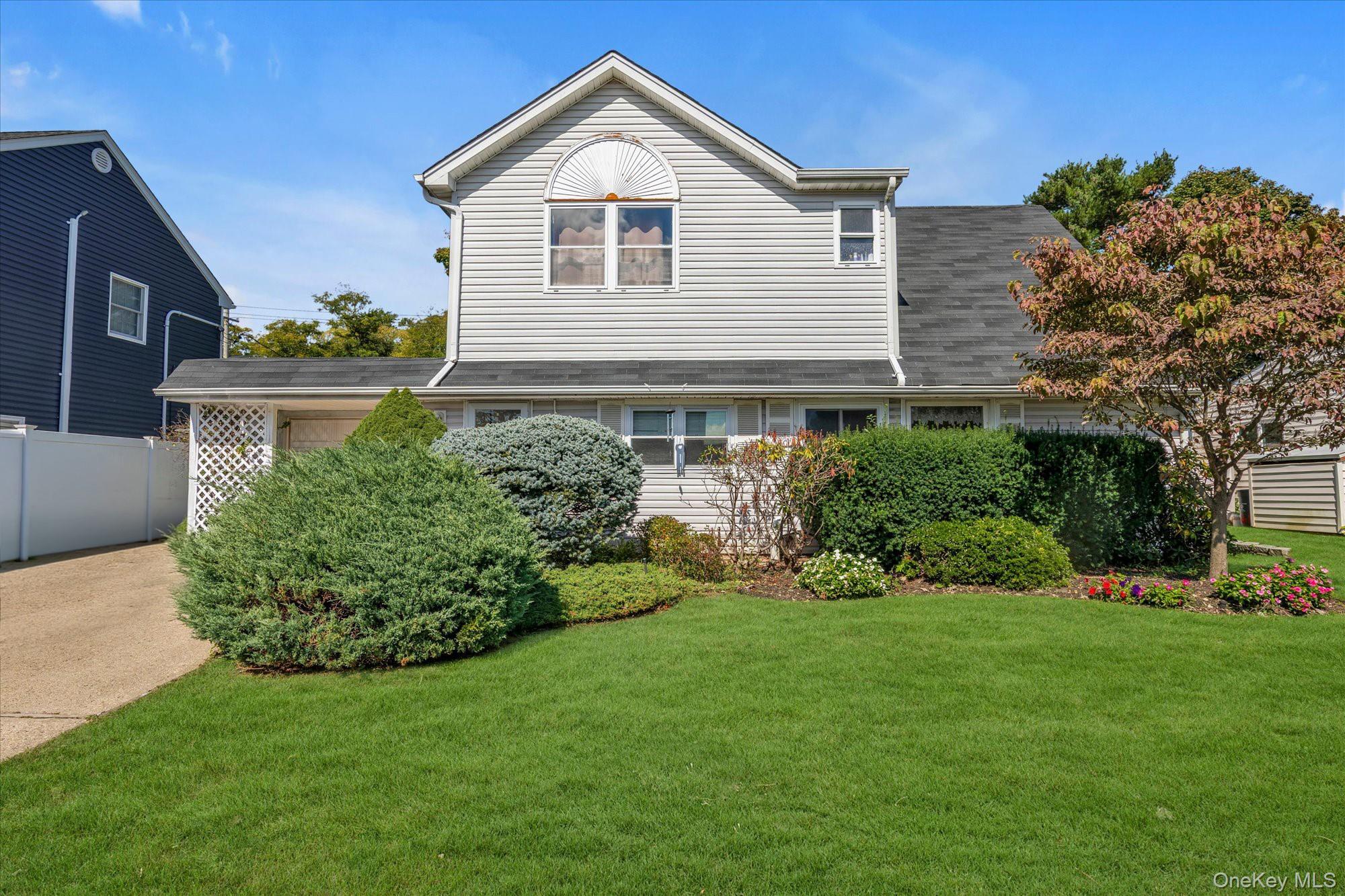 157 Land Lane — photo
