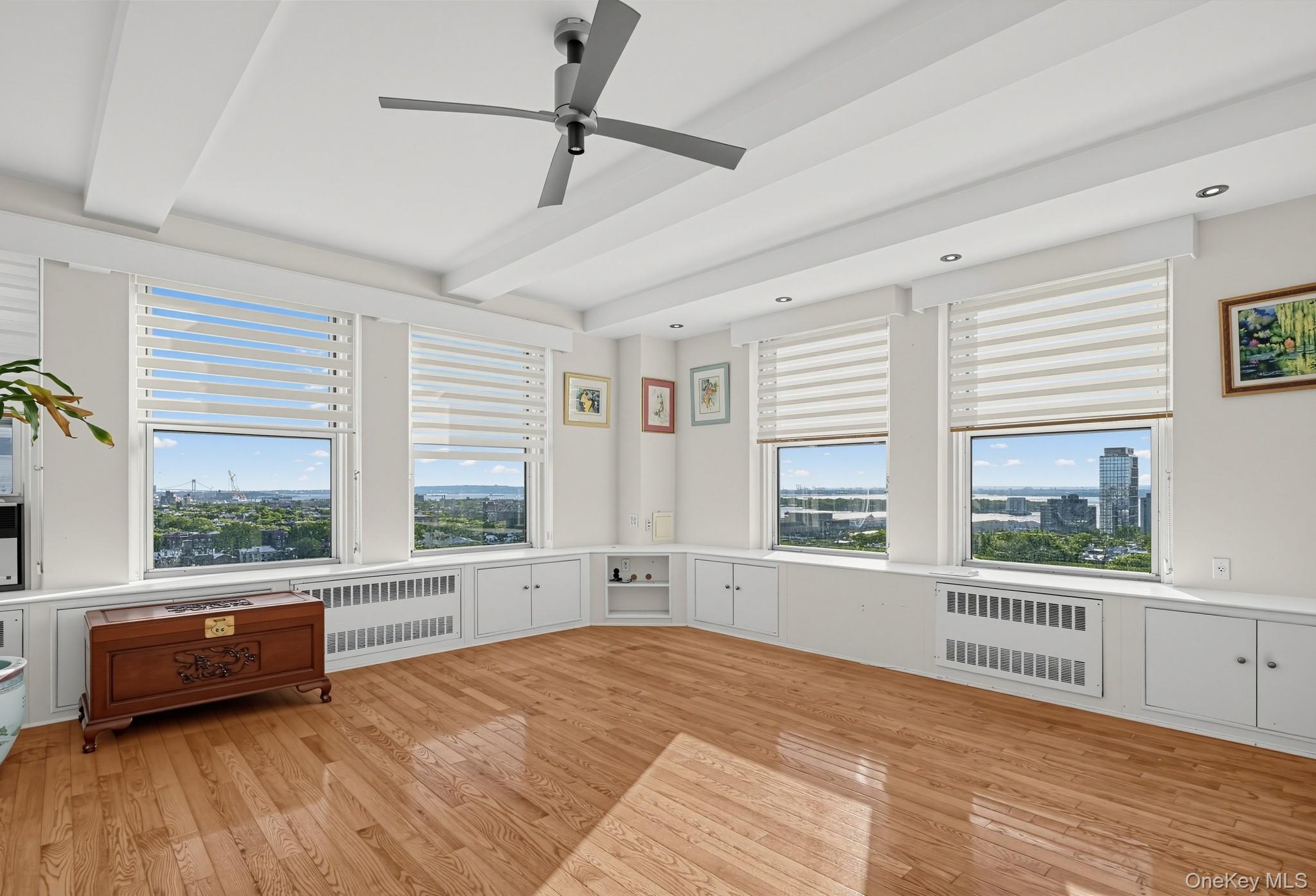75 Livingston Street Unit 13E — photo
