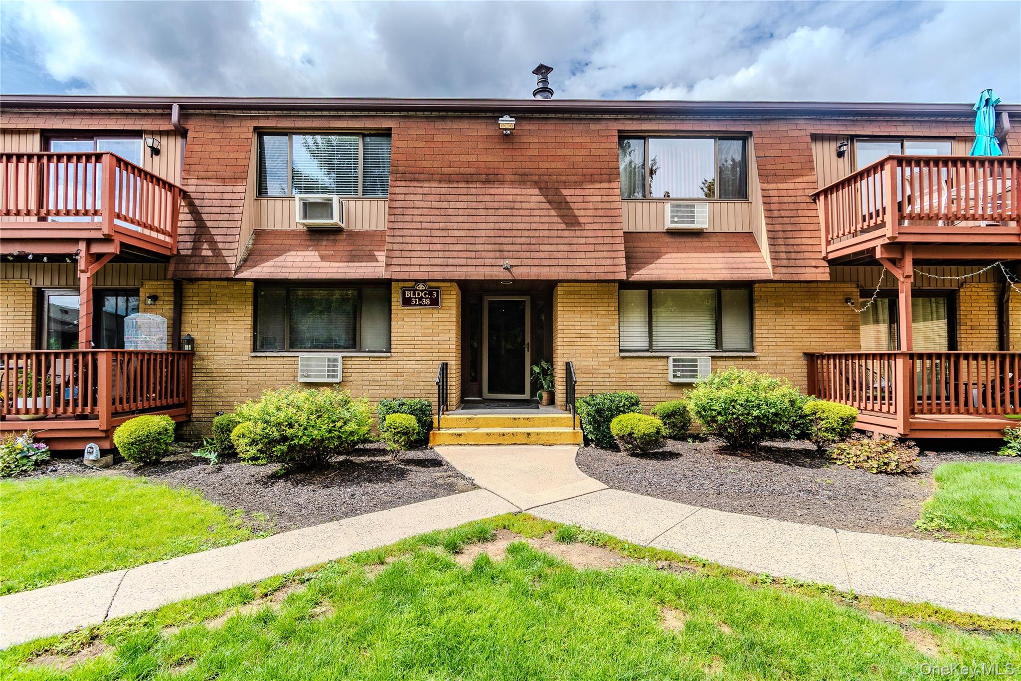 36 Richard Court — photo