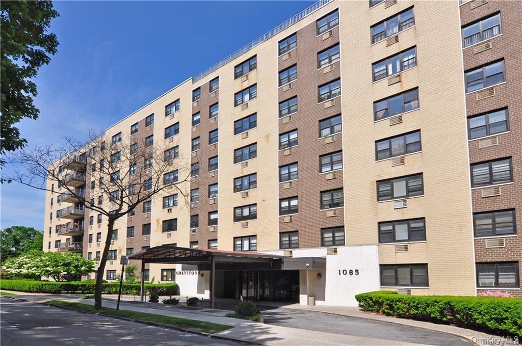 1085 Warburton Avenue Unit 307 — photo