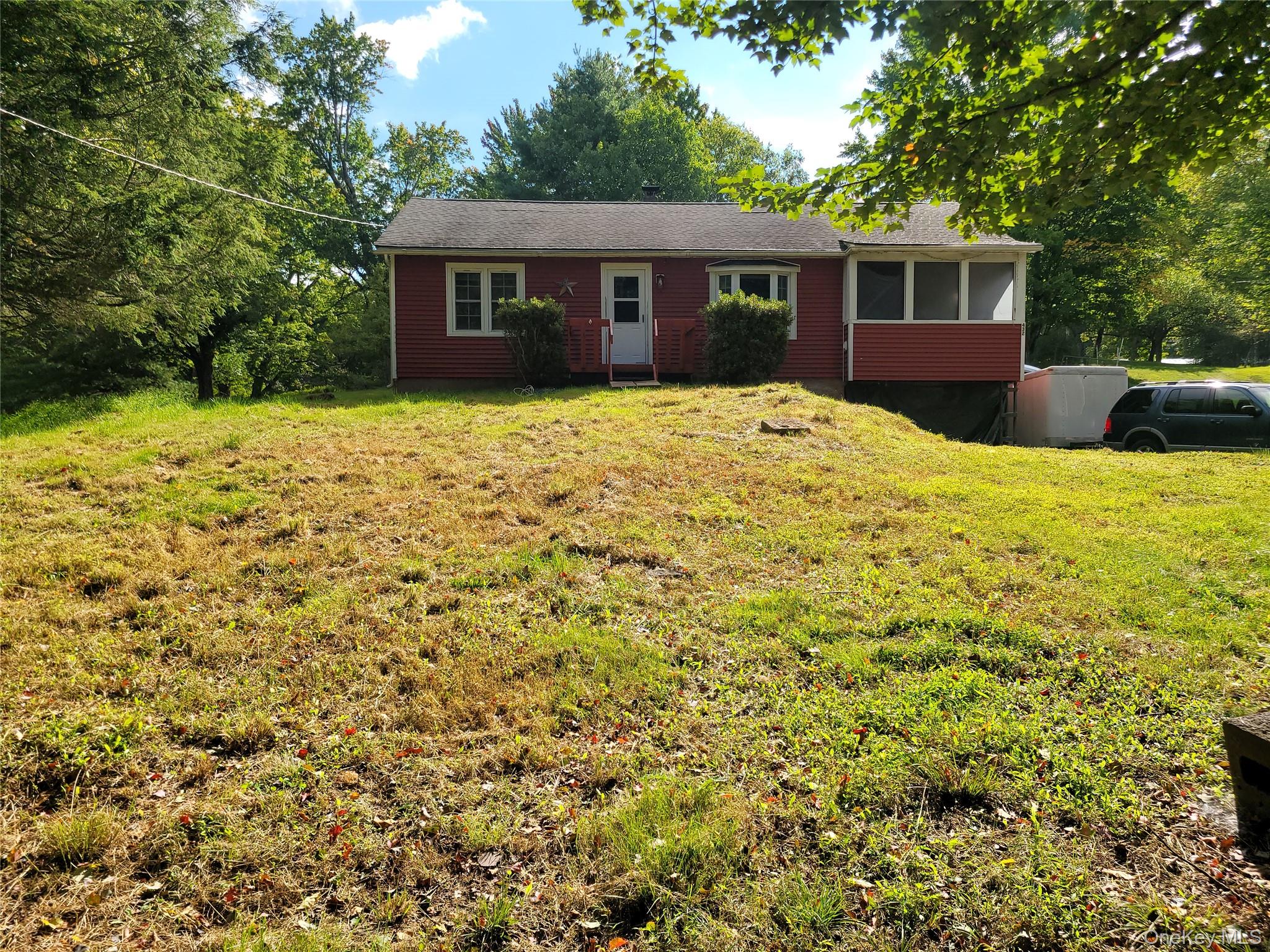 432 Southwoods Drive — photo