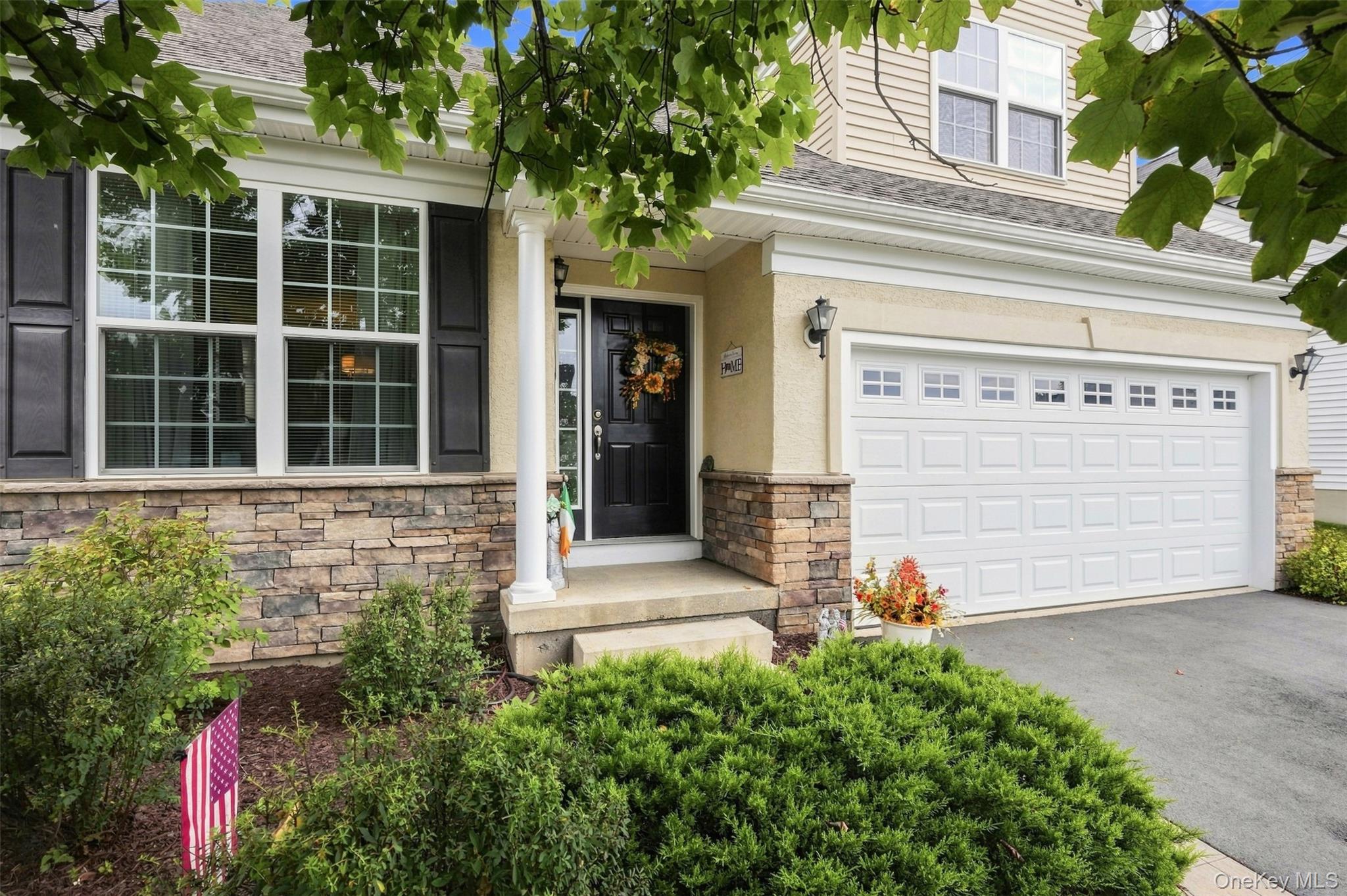 6 Cyprus Drive — photo