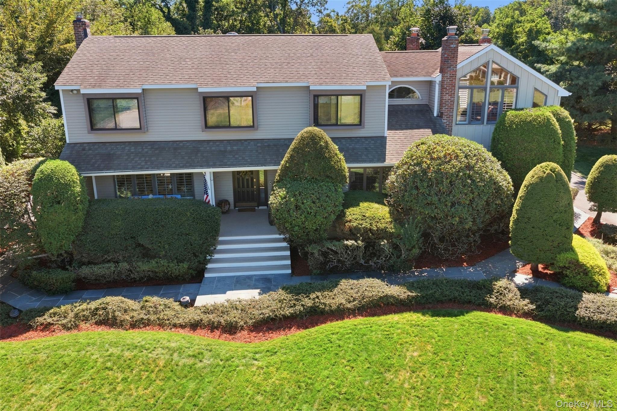 14 Seacliff Lane — photo