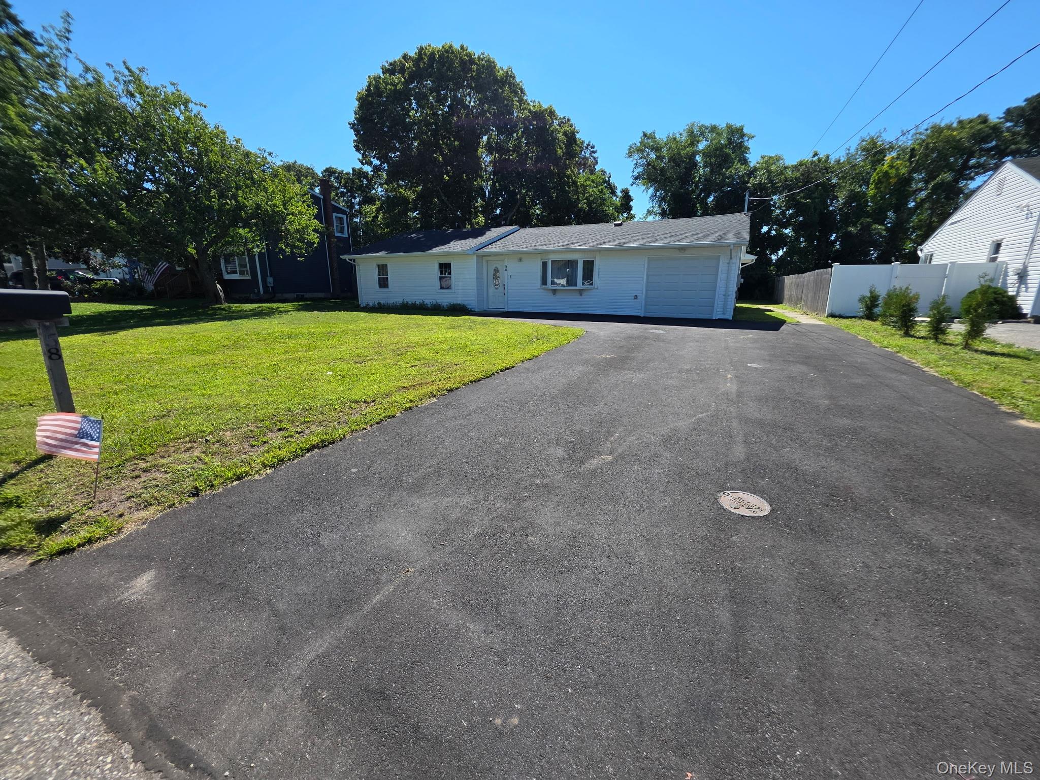 58 Appel Drive E — photo