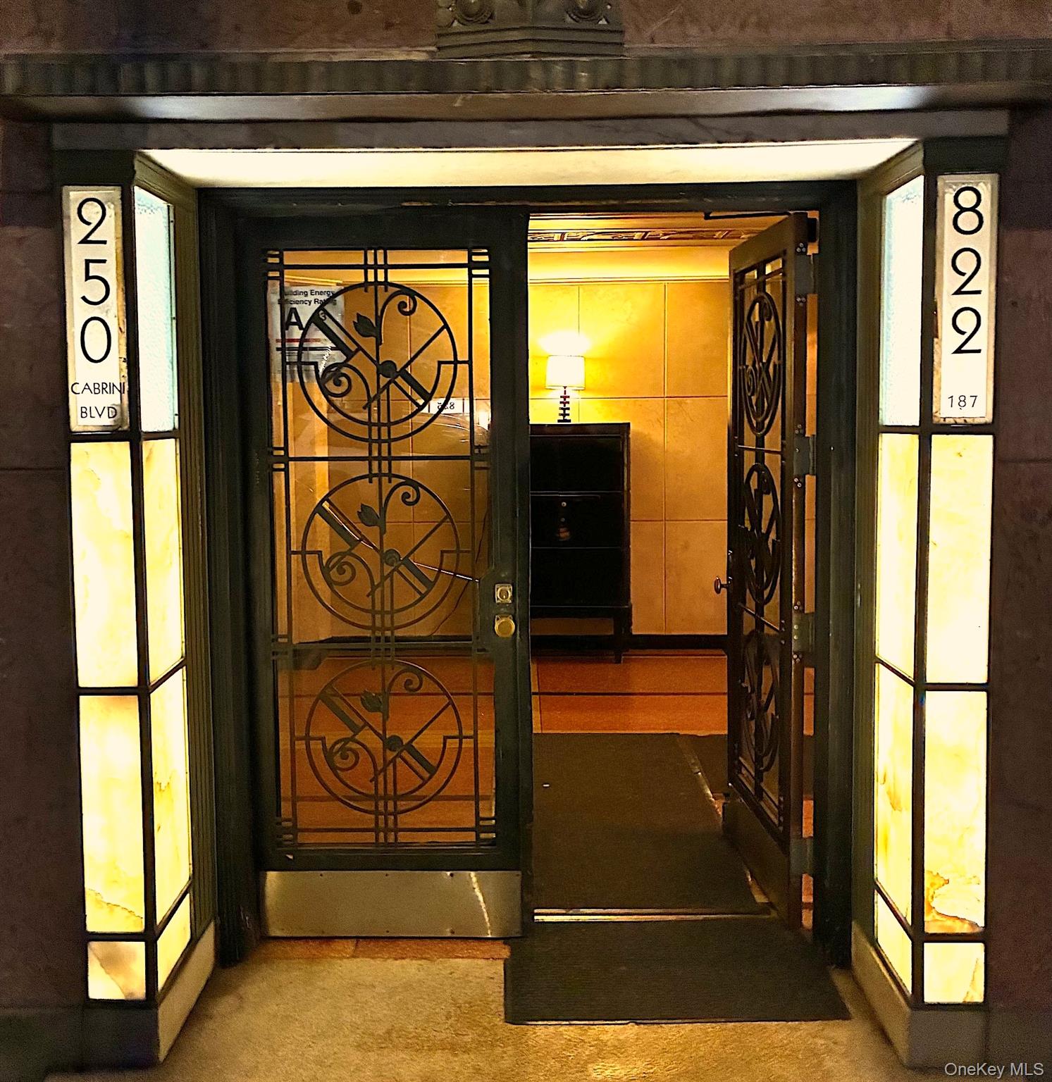 250 Cabrini Boulevard 4a — photo