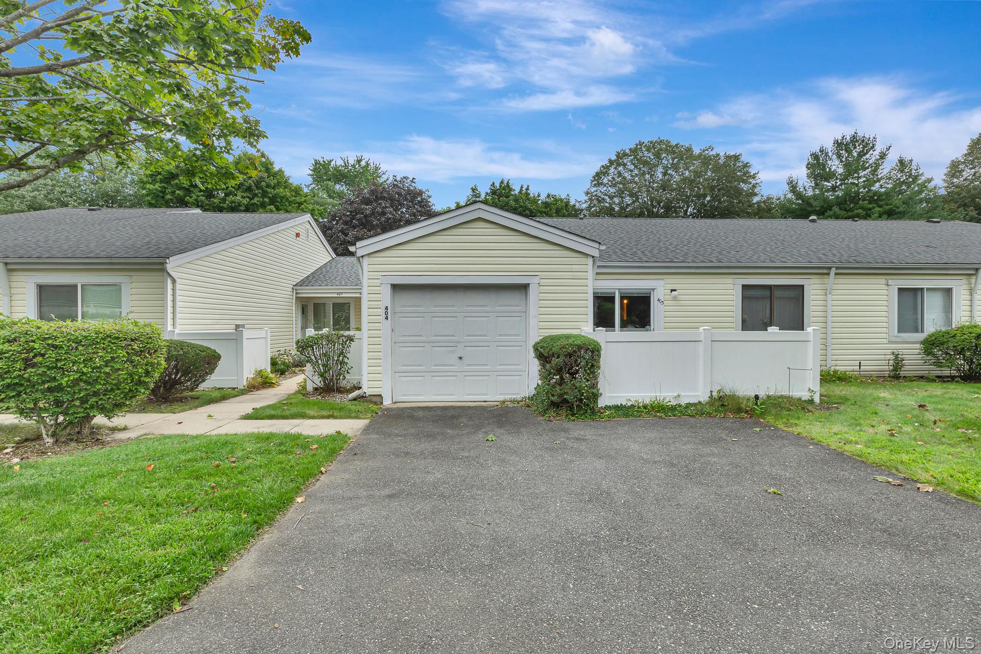 403 Cabot Court E — photo