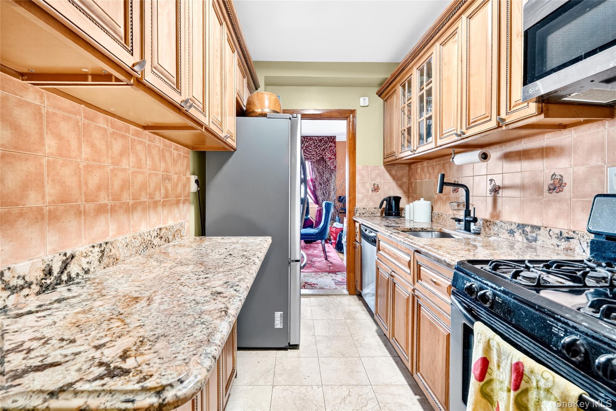 5 Fordham Hill Oval Unit 16B — photo