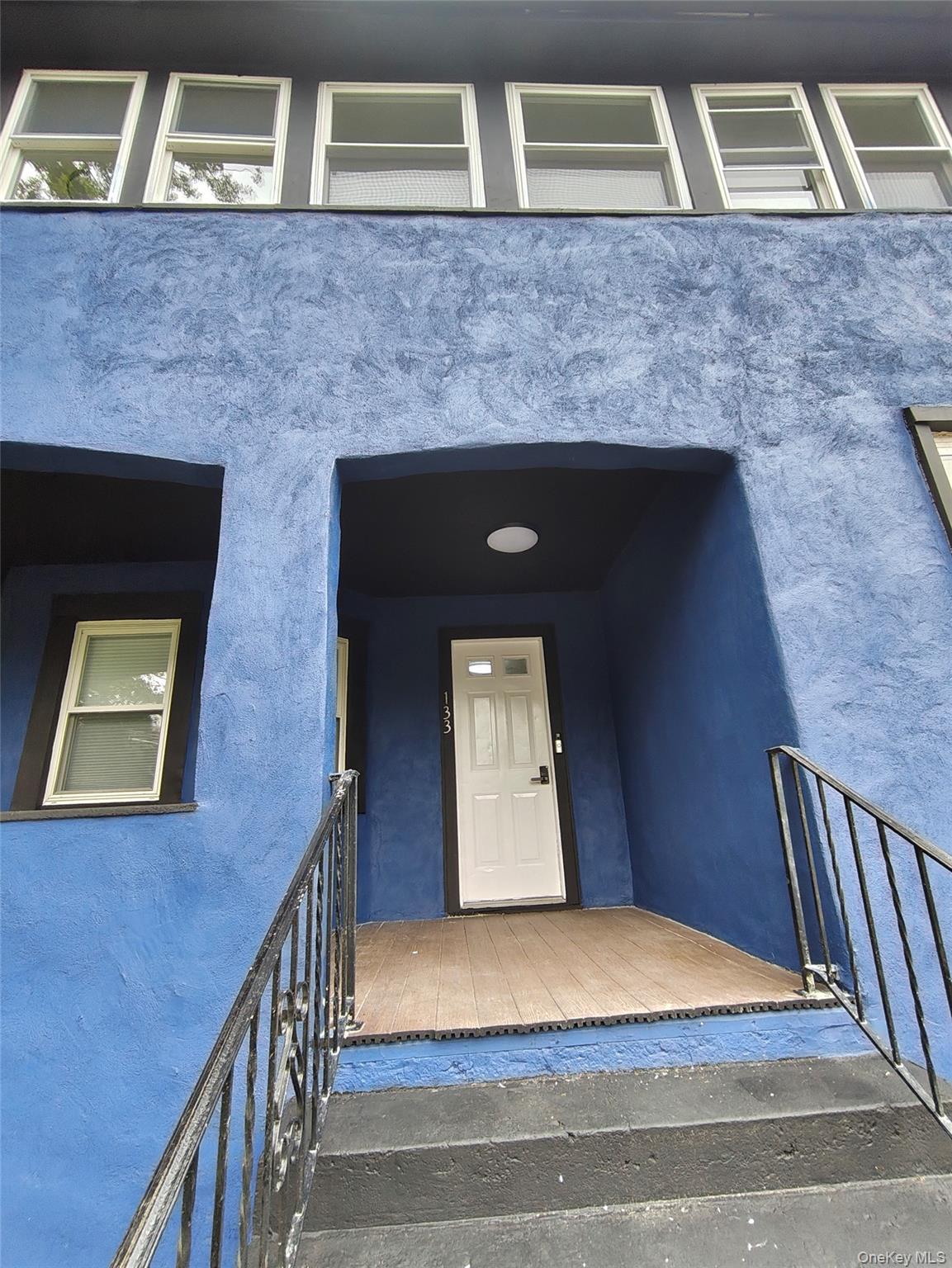 133 Lincoln Avenue 2nd Flr — photo