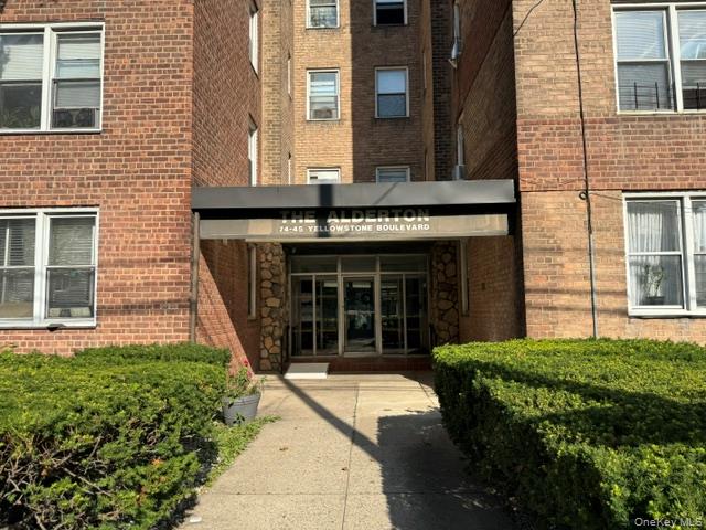 74-45 Yellowstone Boulevard 5E — photo