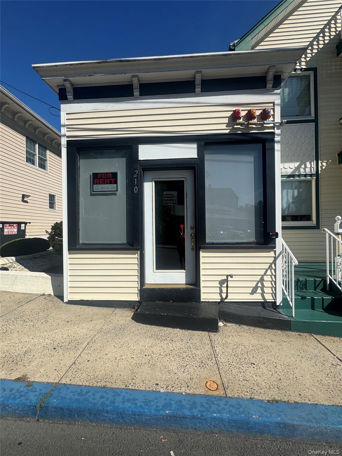 210 Main Street — photo