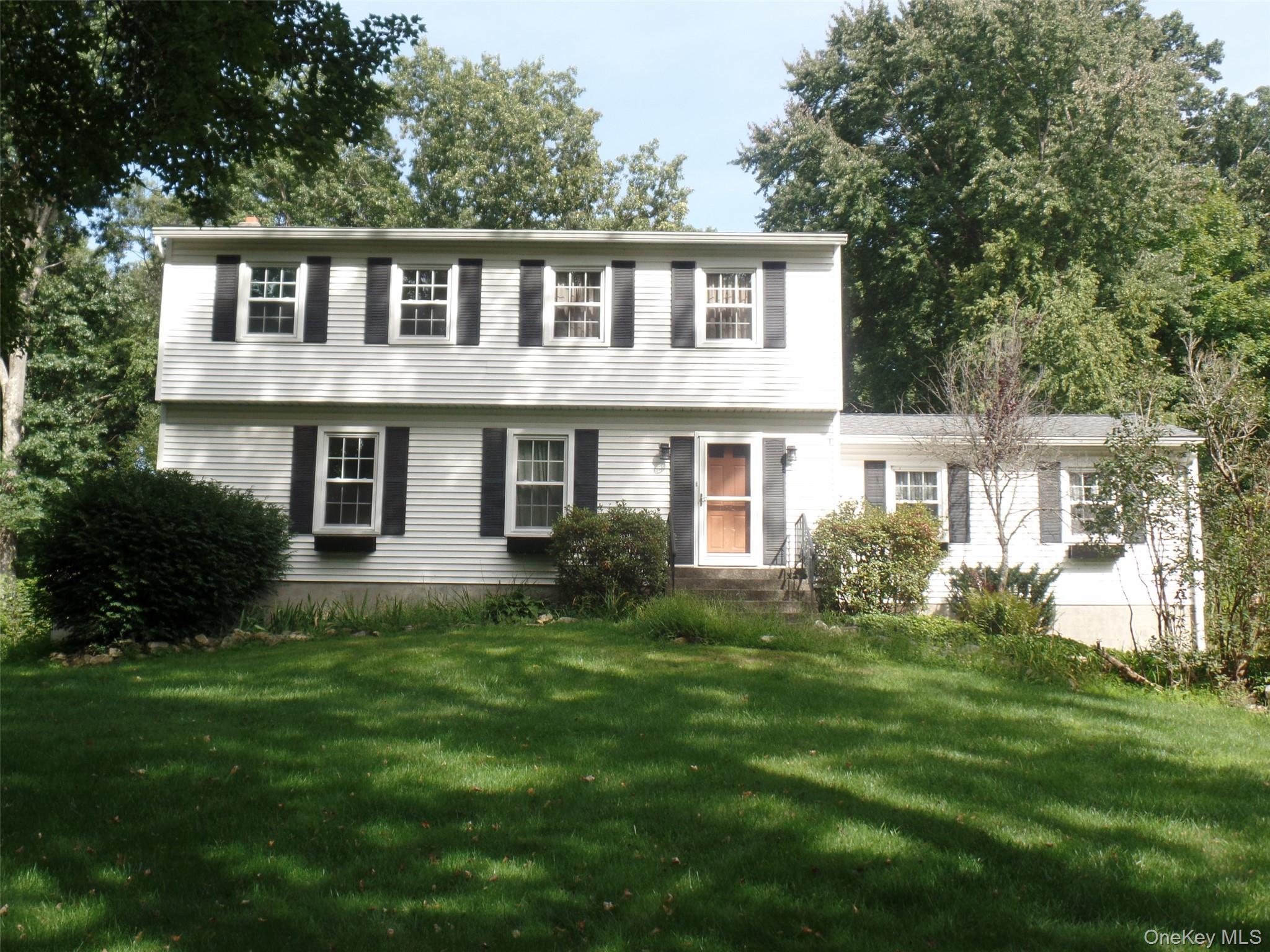 41 Christine Court — photo