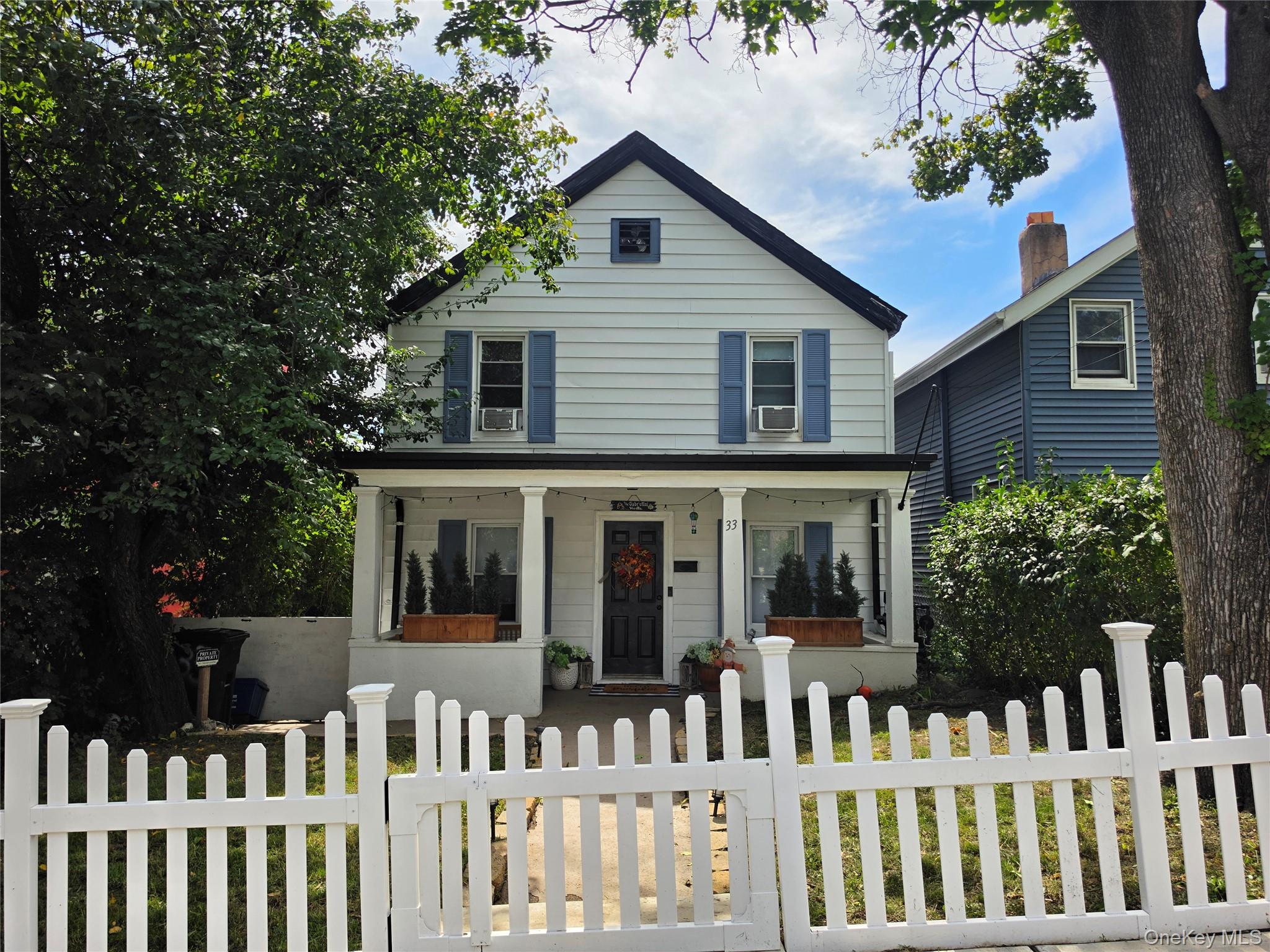 33 E Catherine Street — photo