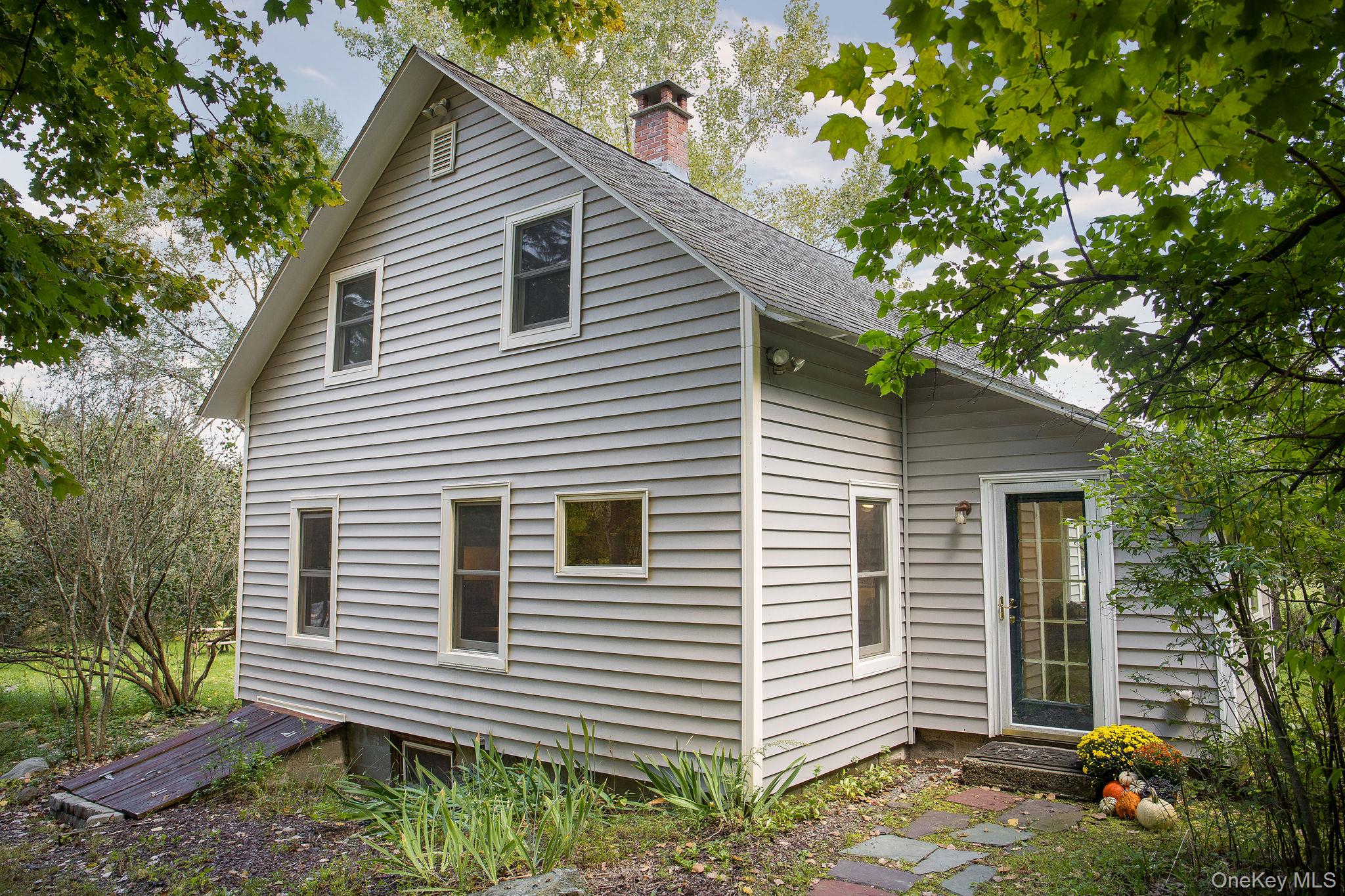 861 Snydertown Road — photo