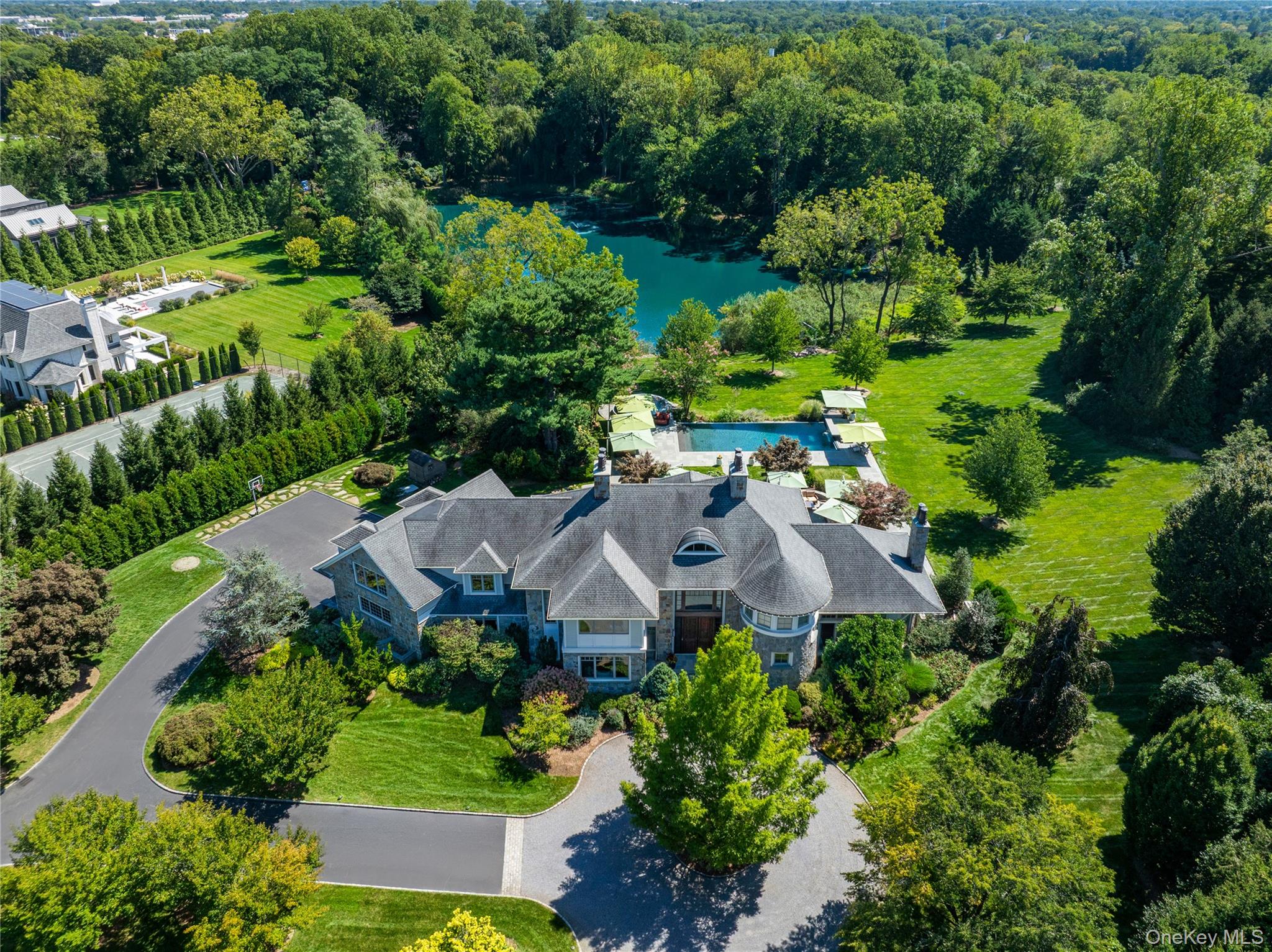 1 Hidden Pond Drive — photo