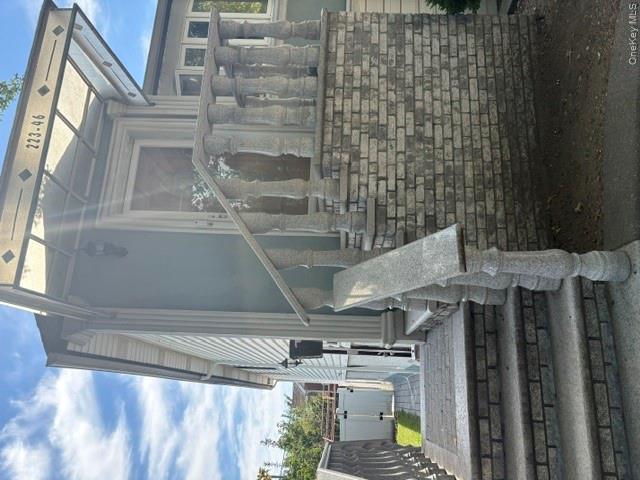 223-46 Hempstead Avenue — photo