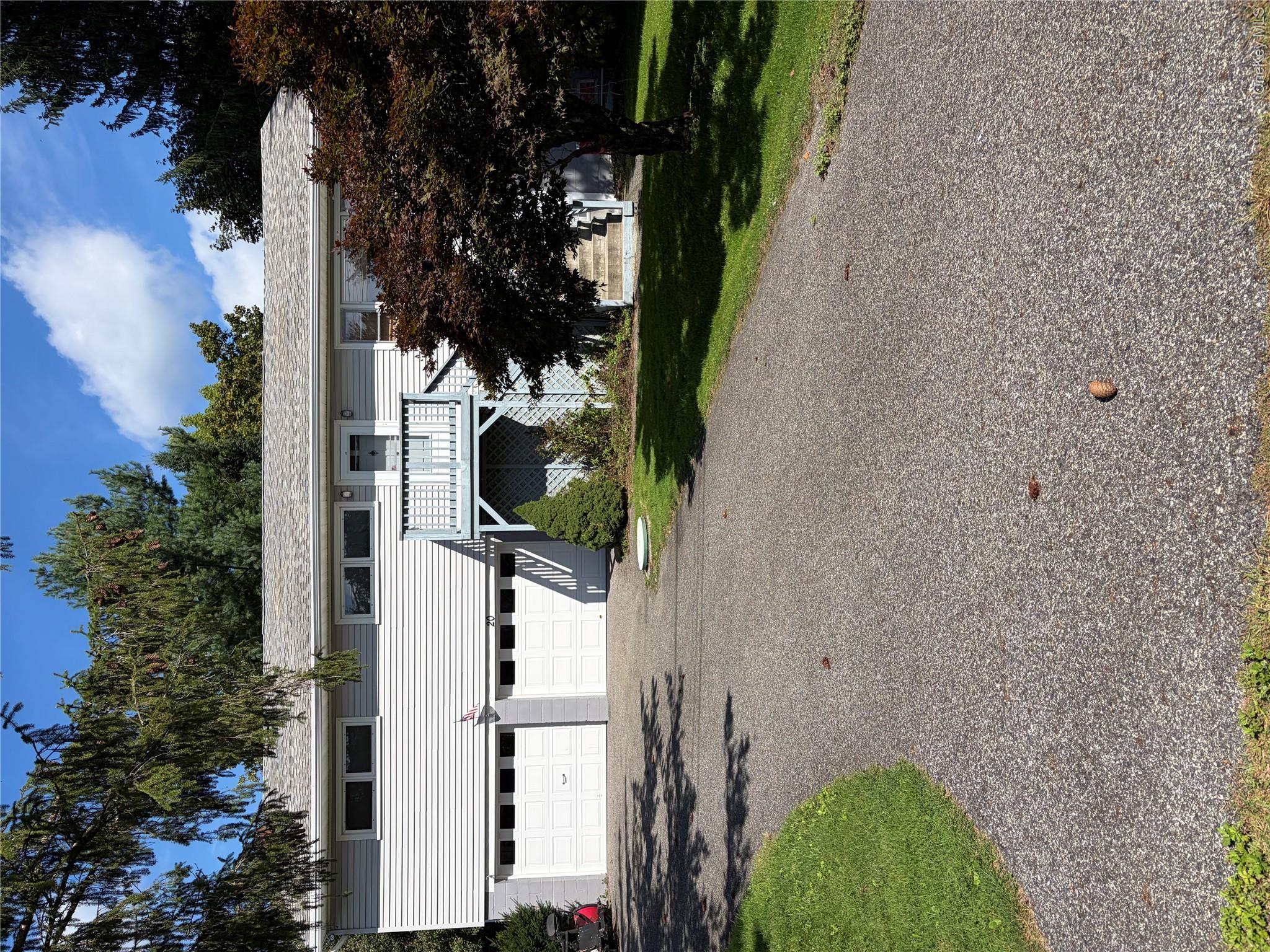 20 Hutchinson Road — photo