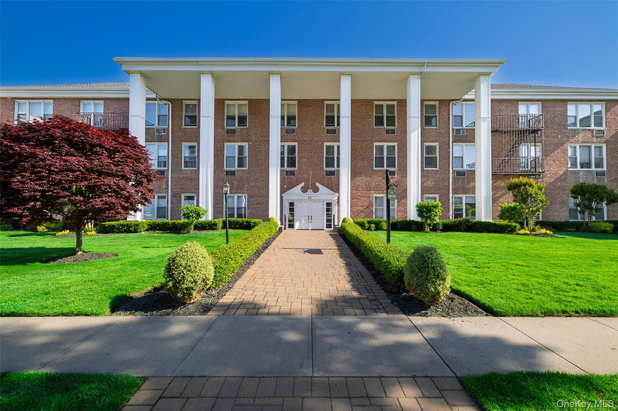 55 Lenox 2N — photo
