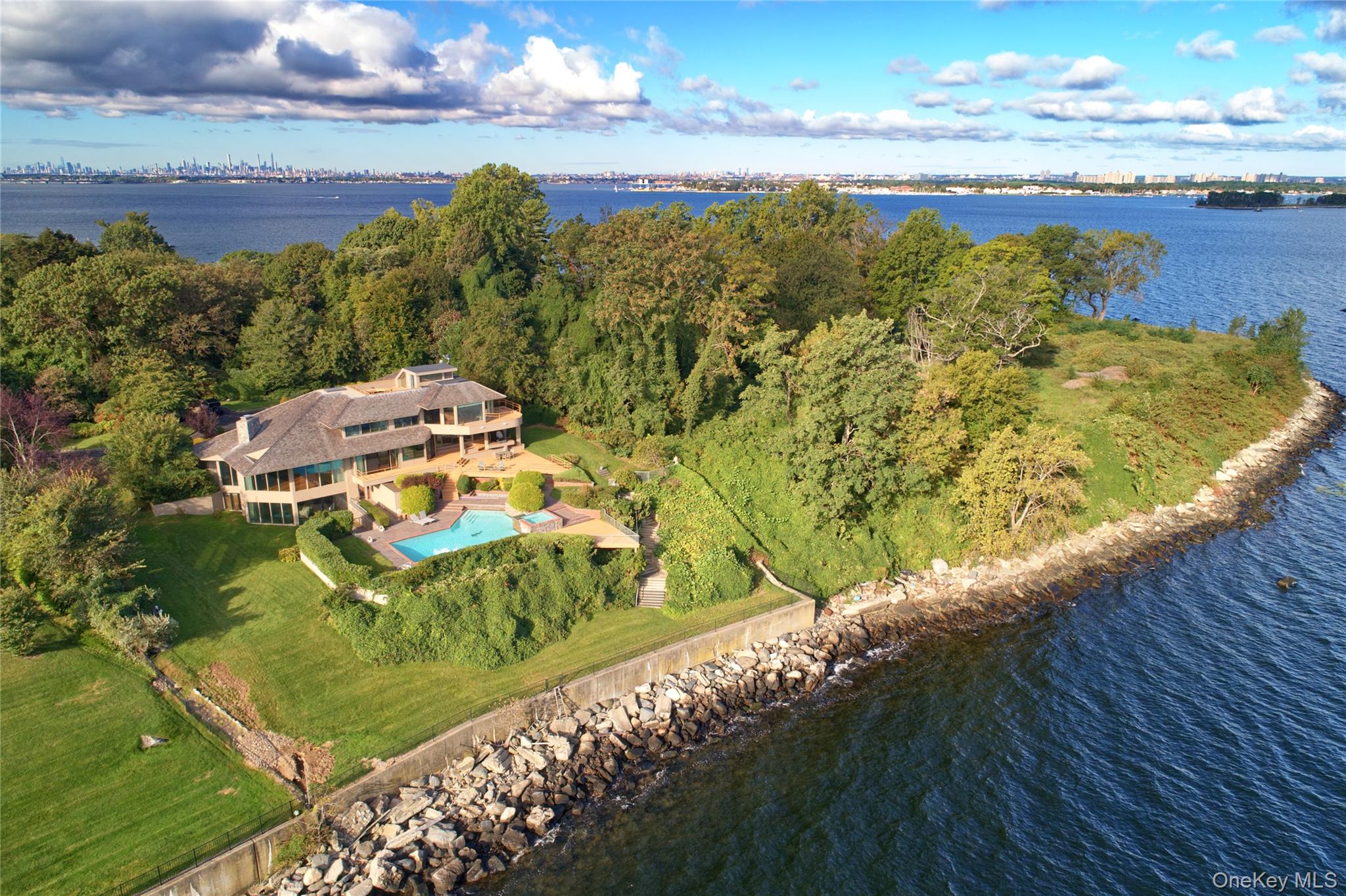 15 Gatsby Lane — photo