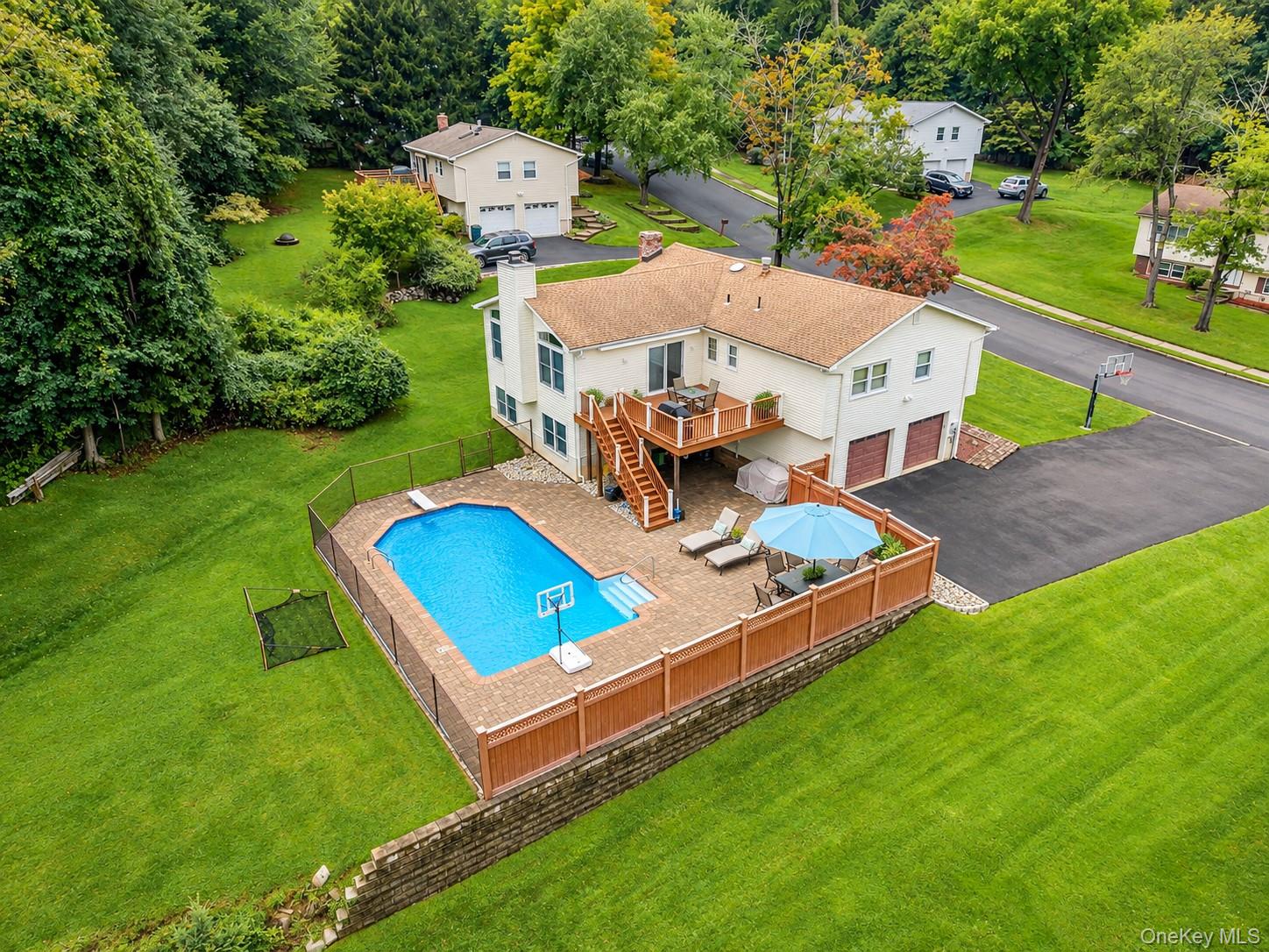 3 Five Oaks Lane — photo