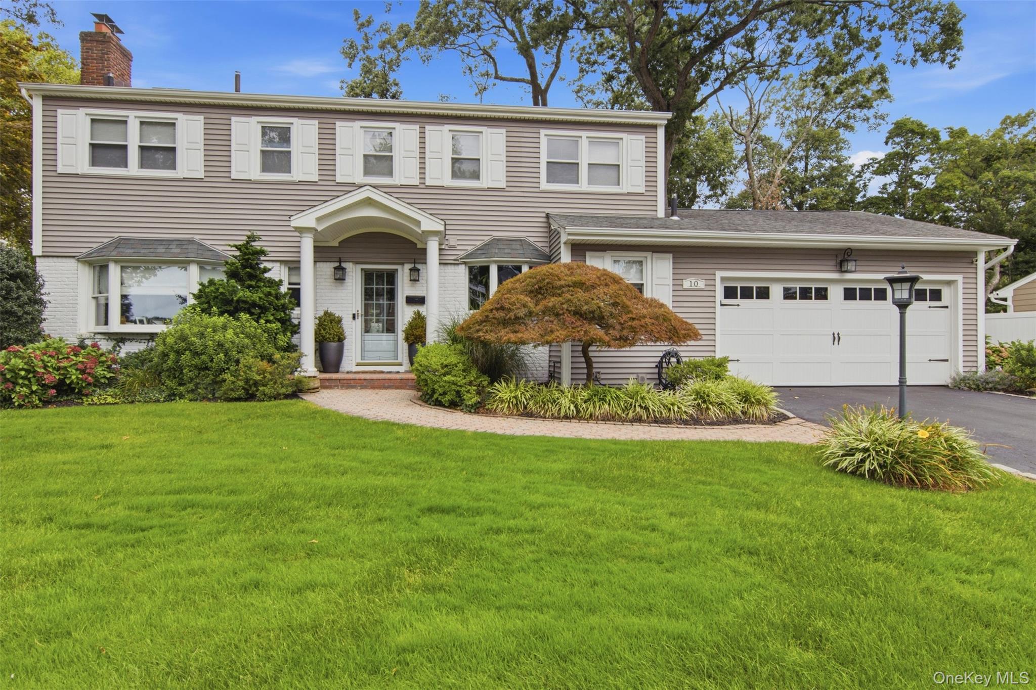 10 Hilltop Lane — photo