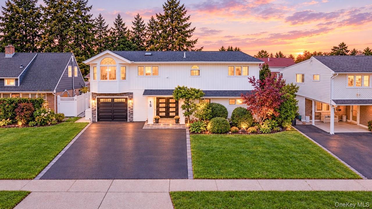 15 Coachman Lane — photo