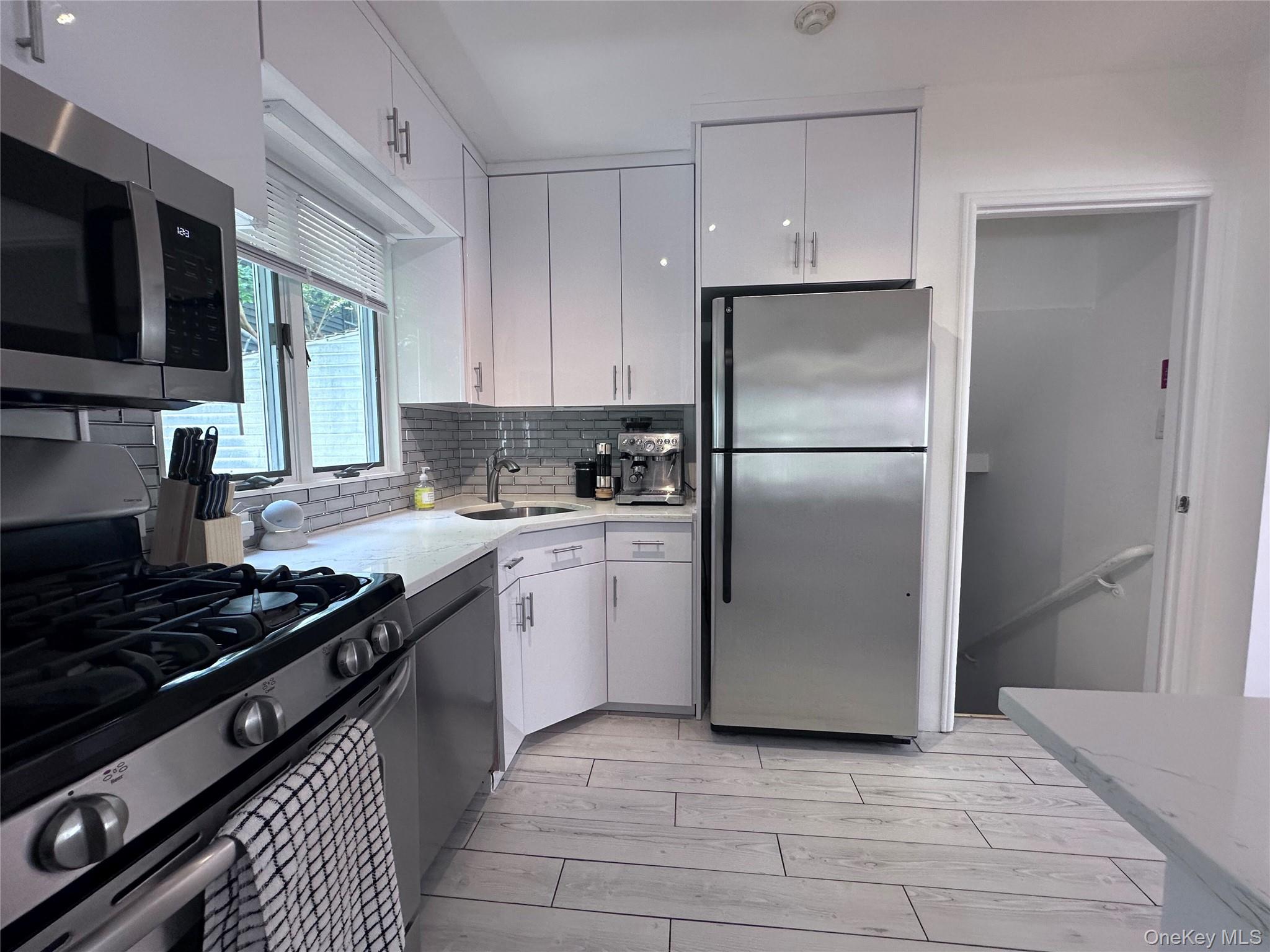 414 E Chester Street — photo