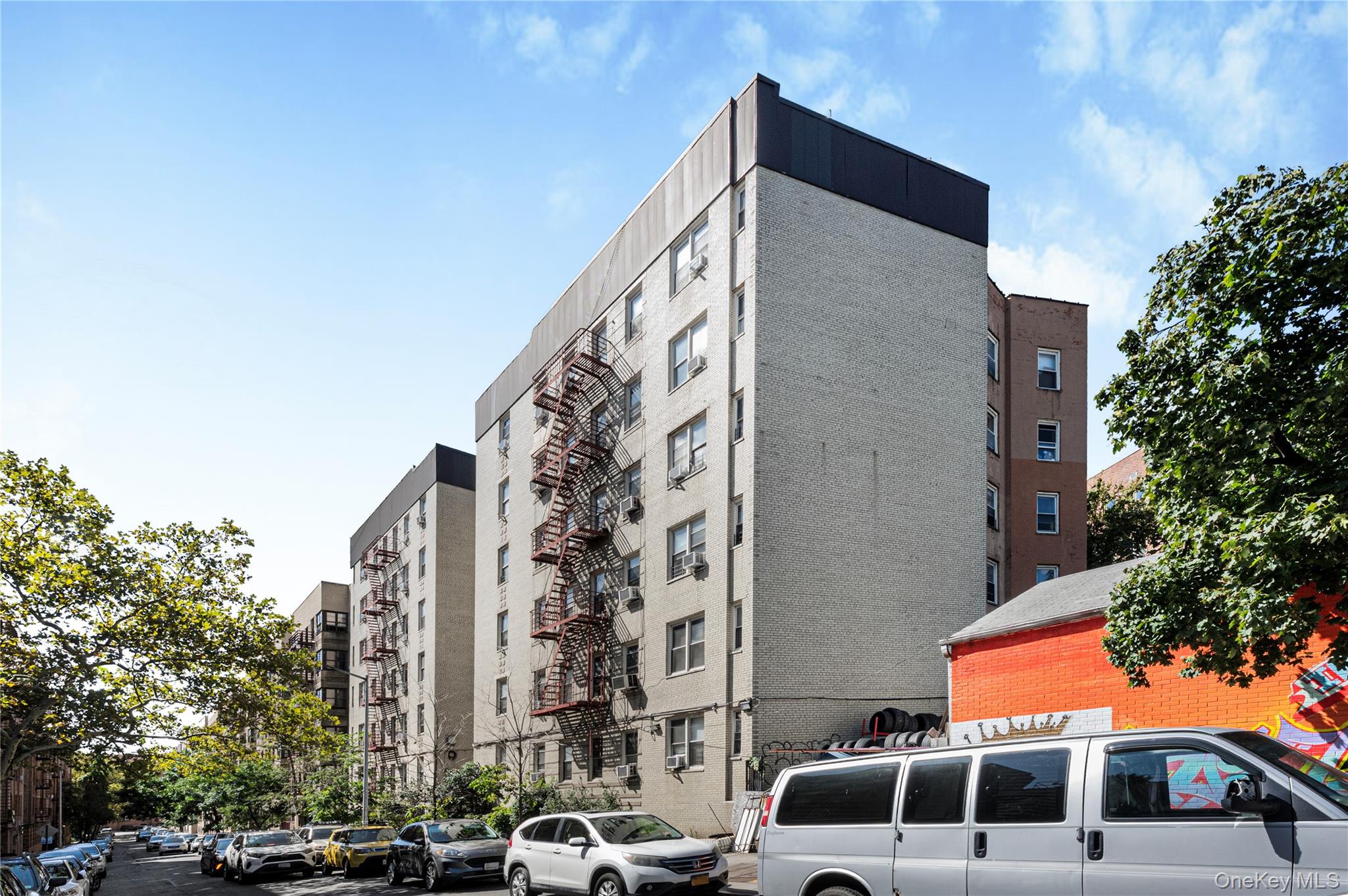 2191 Bolton Street 5E — photo