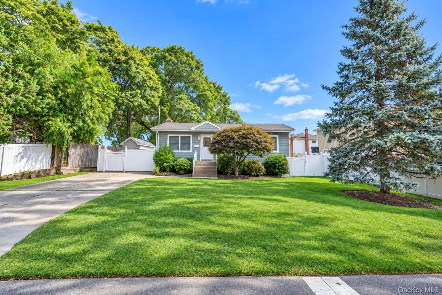 278 Lake Drive — photo