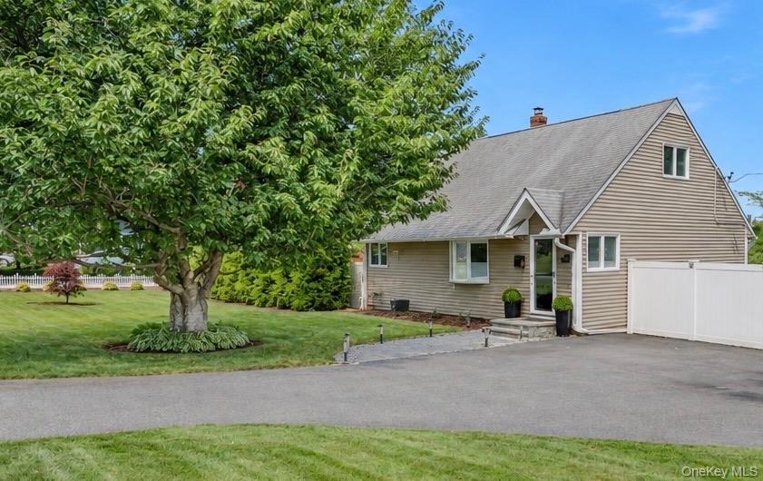 11 Jean Lane — photo