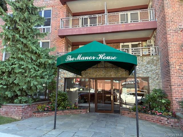 241-20 Northern Boulevard Unit 2C — photo
